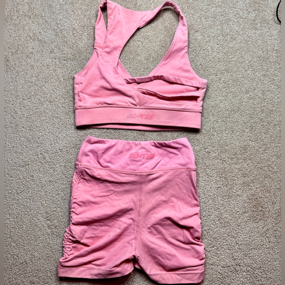 Bo&Tee Activewear with Bungee Shorts - Picture 3 of 5